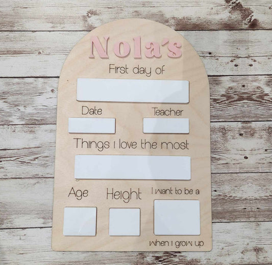 Personalised Wooden Back-to-School Sign – Oval Keepsake for First Day Photos image 0