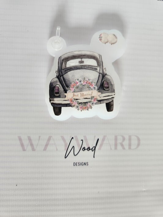 Just Married Vintage Car Keyring image 0