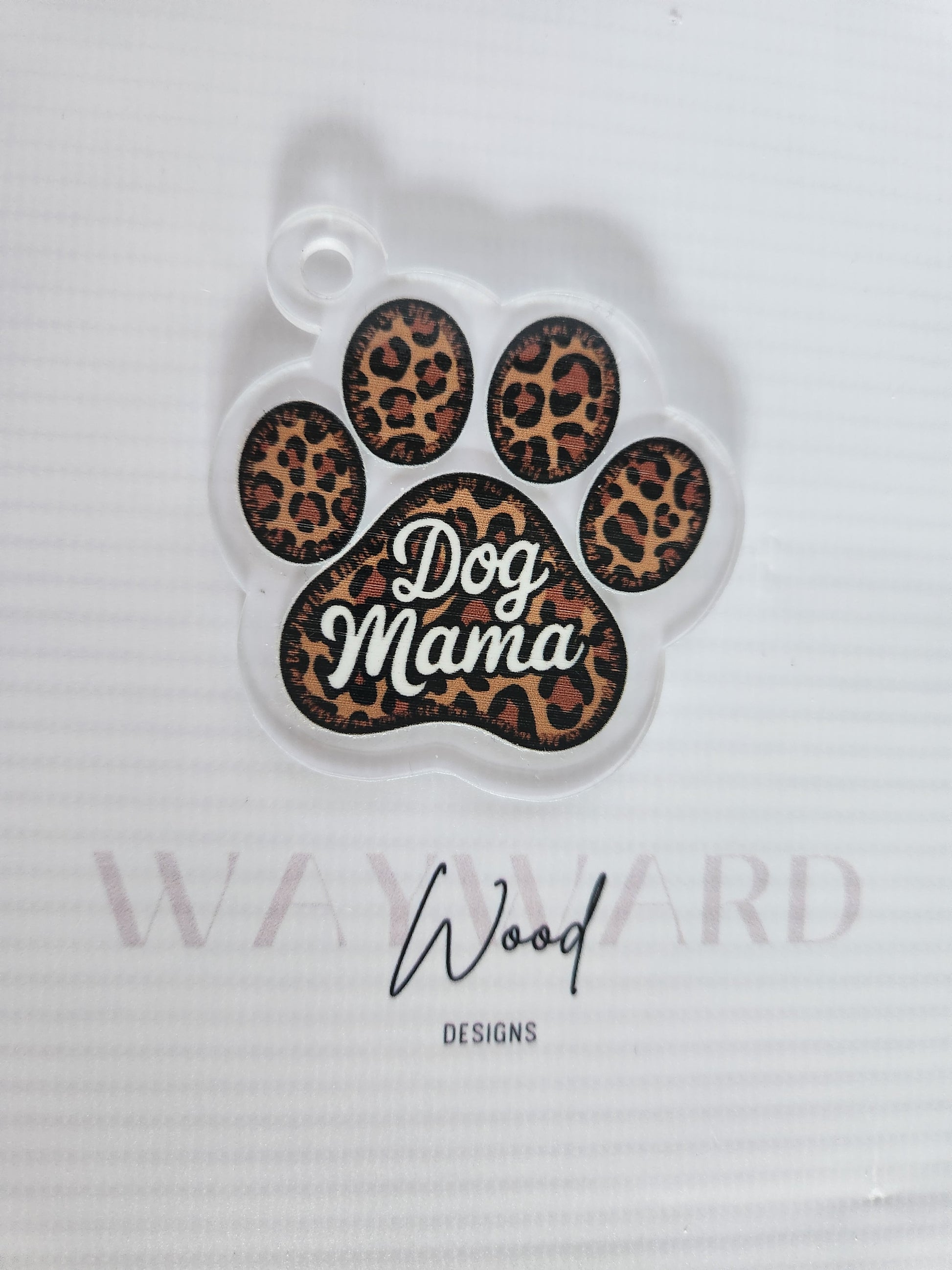 ‘Dog Mama’ Leopard Print Keyring image 0