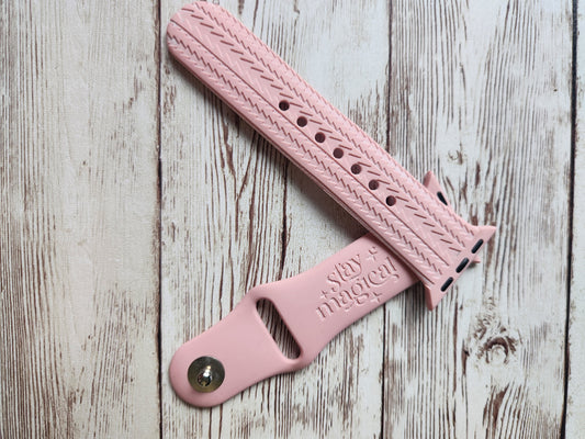 Chase Magic – Engraved Apple Watch Strap